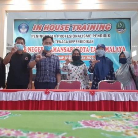 Tingkatkan Profesionalisme dan Penyelenggaraan Inklusif: SD Laboratorium UPI Tasik Ikuti In House Training